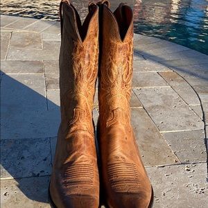Men Lucchese boots